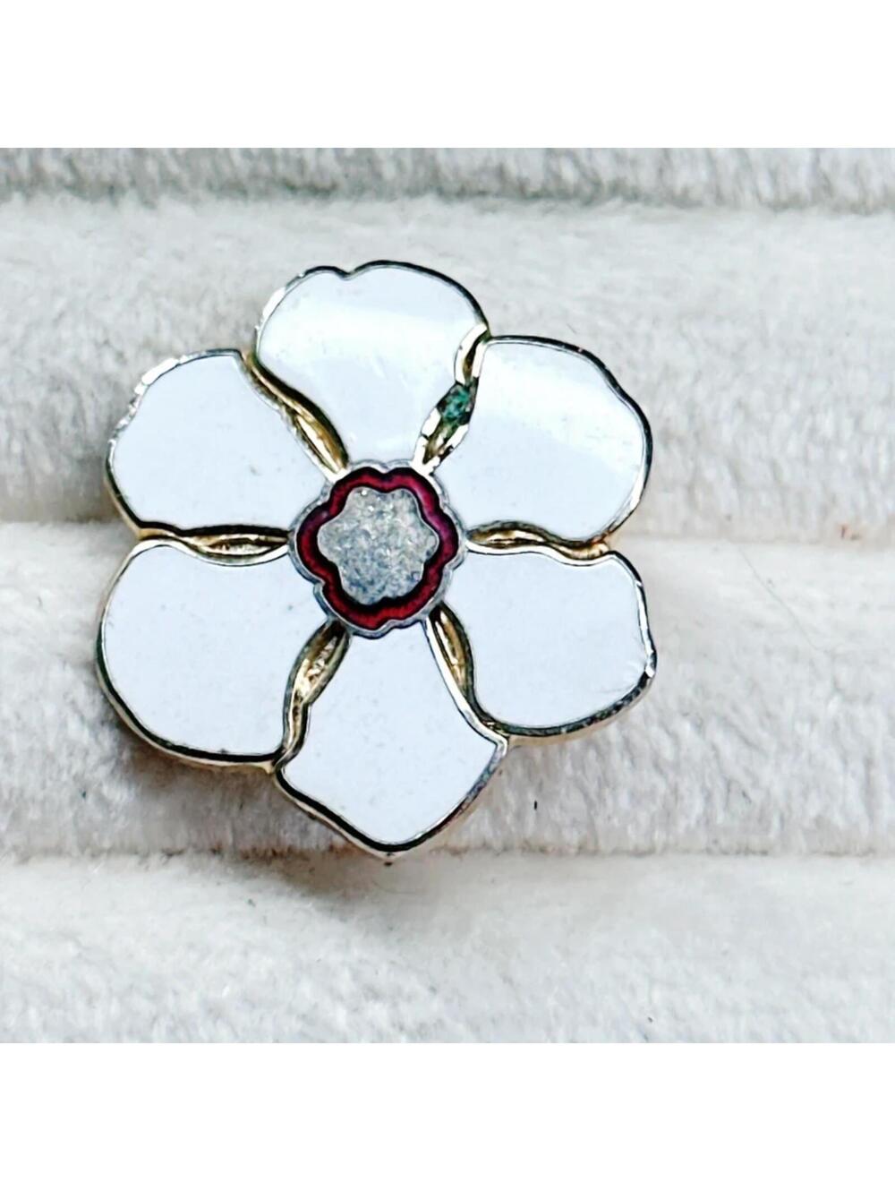 5275gc. Floral Sporrorong Cloisonne Pin